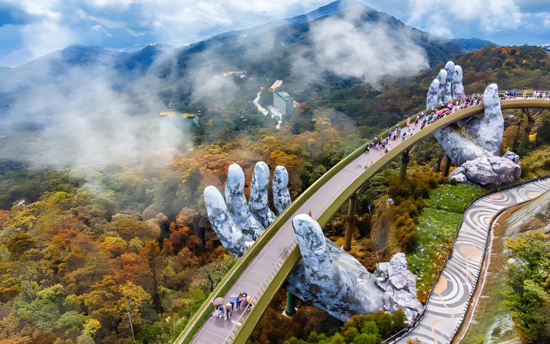 Mystical Vietnam: Hanoi to Halong Bay Escap